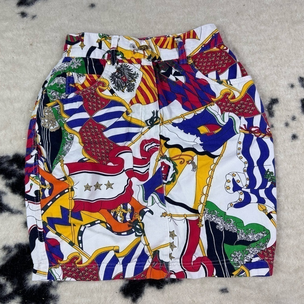 Mondi Women's Red Green Eclectic Print Denim Skirt Size 25